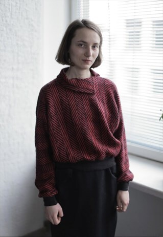 VINTAGE 80'S RED/BLACK PATTERNED JUMPER