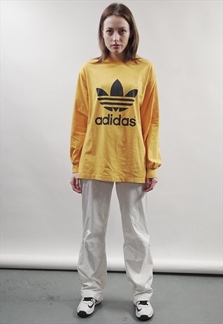 VINTAGE 90'S ADIDAS LOGO YELLOW SWEATER