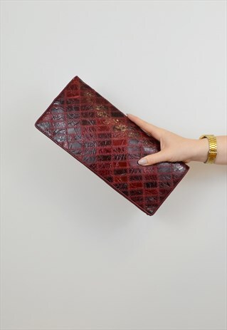MAROON CLUTCH PURSE