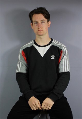 VINTAGE ADIDAS ORIGINALS SWEATSHIRT IN BLACK WITH PRINTED TR