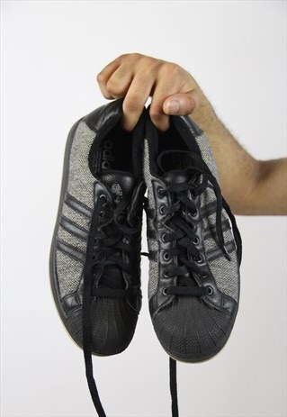 VINTAGE ADIDAS PATTERNED TRAINERS