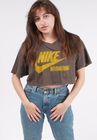 VINTAGE NIKE CROPPED TSHIRT