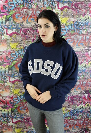 VINTAGE 90S USA SWEATSHIRT. SPORTSWEAR.