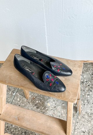 VINTAGE 80S CHIC BLUE LEATHER POINTY FLATS W FLOWER UK4.5