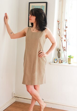 VINTAGE NEUTRAL DRESS