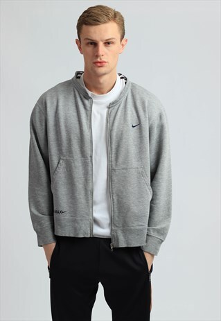 VINTAGE NIKE ZIP-UP SWEATSHIRT