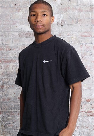 VINTAGE NIKE CHEST LOGO T-SHIRT BLACK