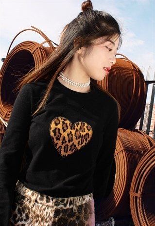 VINTAGE Y2K MOSCHINO BLACK TOP WITH LEOPARD PRINT HEART LOGO