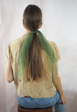 VINTAGE GREEN SHEER SCARF