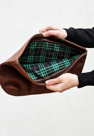 VINTAGE HANDBAG