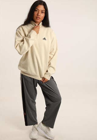 VINTAGE ADIDAS EMBROIDERED LOGO 1/4 ZIP SWEATSHIRT