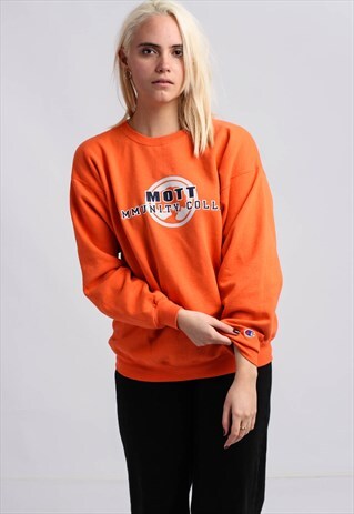 VINTAGE CHAMPION SWEATSHIRT