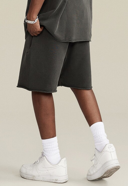 garment image