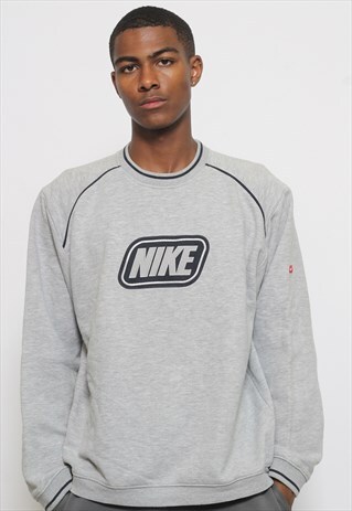 VINTAGE NIKE SWEATSHIRT