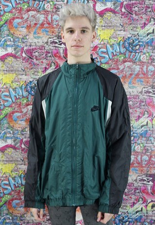 VINTAGE NIKE SHELL JACKET / WINDBREAKER BRANDED SPORTSWEAR