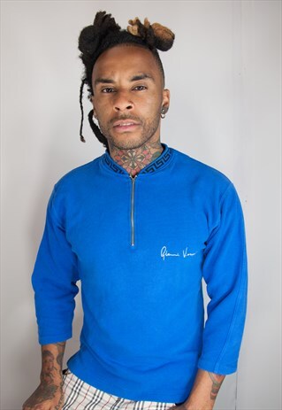 INSANE VERSACE EMBROIDED VINTAGE SHORTSLEEVE SWEATER
