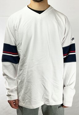 Vintage Nike Sweatshirt in White