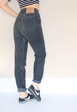 VINTAGE 501 BUTTON FLY LEVI BOYFRIEND GREY/BLACK JEANS