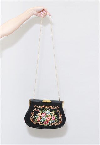 VINTAGE 1950'S BLACK FLORAL TAPESTRY GOLD CHAIN HAND BAG