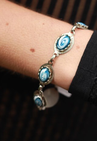1960'S BLUE MARBLED STONE BRACELET
