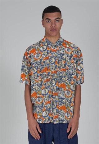 RARE VINTAGE 90'S MOSCHINO CAN PRINT SHORT SLEEVED SHIRT