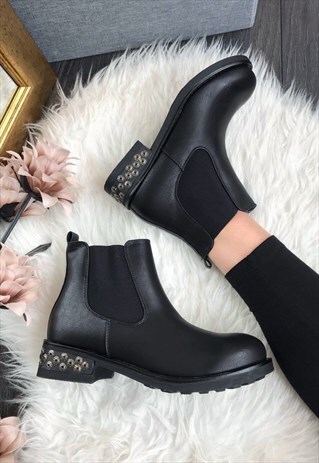 BLACK STUDDED HEEL FAUX LEATHER CHELSEA BOOTS