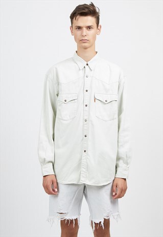 VINTAGE LIGHT GREEN LEVI'S LONG SLEEVE DENIM SHIRT