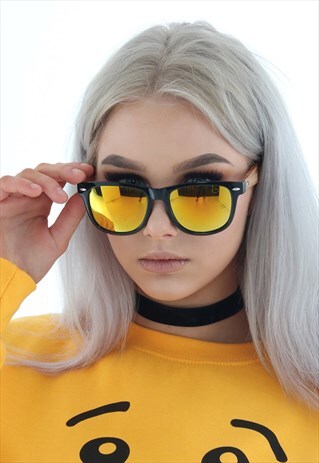 YELLOW MIRRORED SUNGLASSES WITH BAMBOO FRAMES AND CASE