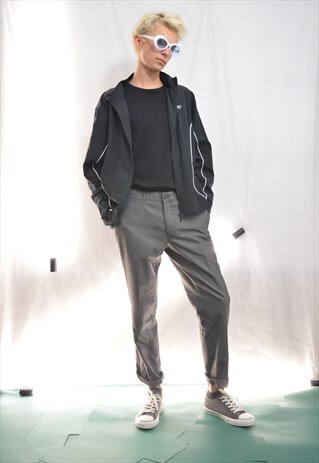 REEBOK BLACK SPORTS JACKET / UNISEX