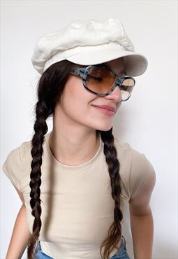 Vintage 90s classic brood cap in white