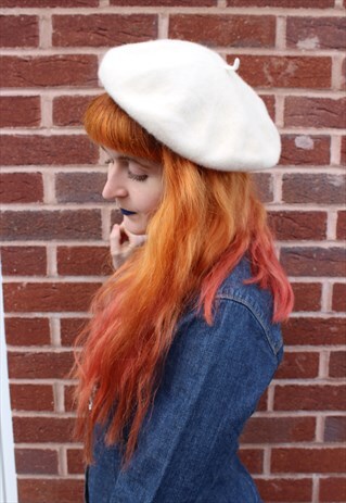 VINTAGE WHITE WOOL BERET
