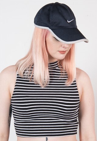 NIKE MESH STYLE CAP