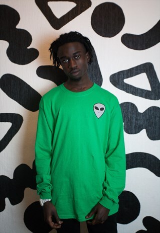 LONG SLEEVE ALIEN T-SHIRT IN GREEN