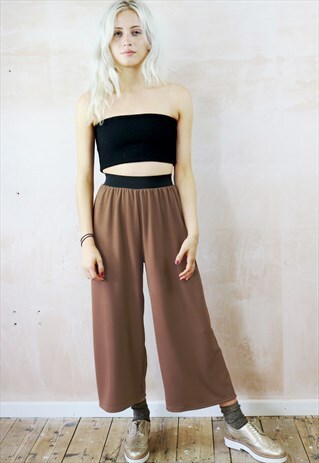 CROPPED PEG TROUSERS IN BUTTERSCOTCH BROWN TEXTURED FABRIC
