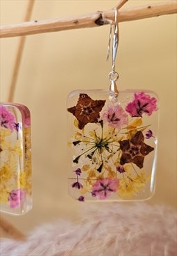 Handmade dried flower crystal  earrings