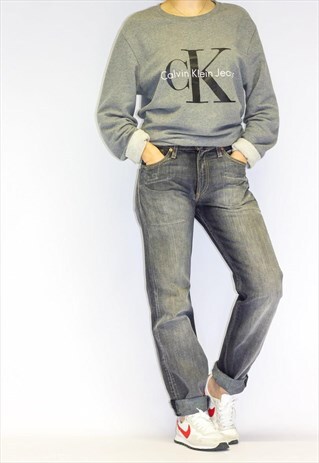 VINTAGE BLUE/ BLACK 501 BOYFRIEND JEANS