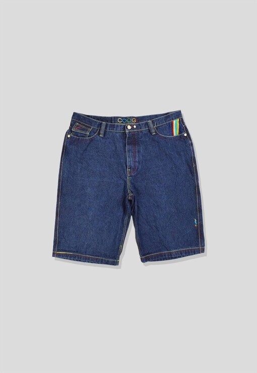 garment image