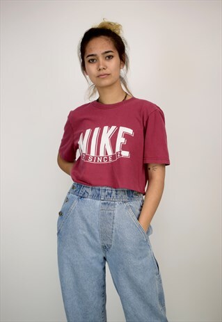 VINTAGE 90'S NIKE LOGO CROP T-SHIRT
