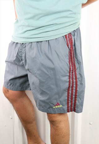 VINTAGE ADIDAS SPORT SHORTS