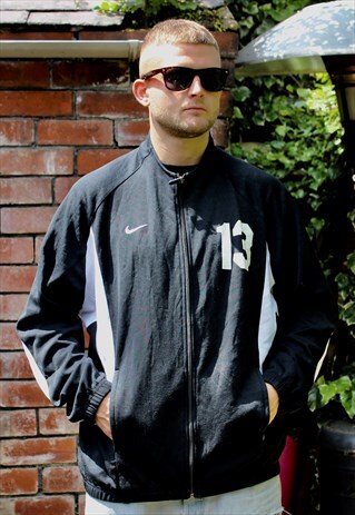VINTAGE BLACK NIKE TRACK JACKET XL
