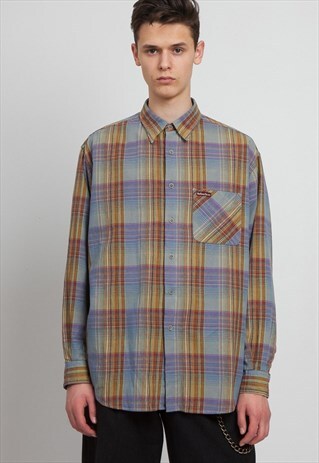 VINTAGE BLUE BROWN MARLBORO CLASSICS LONG SLEEVE SHIRT