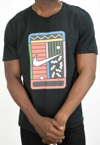 VINTAGE NIKE COLOUR GRAPHIC T-SHIRT
