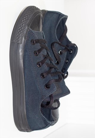 BLACK CANVAS ALL STAR CHUCK TAYLOR CONVERSE UK4