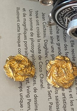 Vintage gold-plated earrings