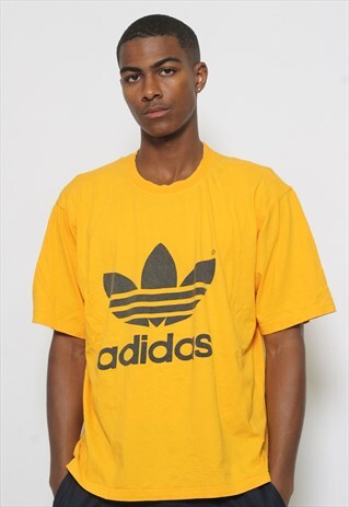 VINTAGE ADIDAS T-SHIRT