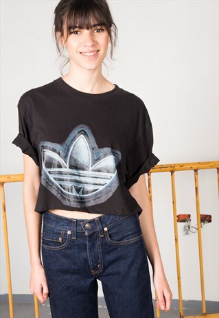 VINTAGE 80'S ADIDAS CROP TOP /AVELINASREWORKS/ S0007