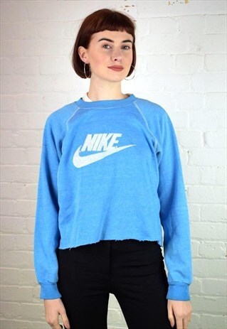 VINTAGE 90'S CROPPED NIKE SWEATSHIRT