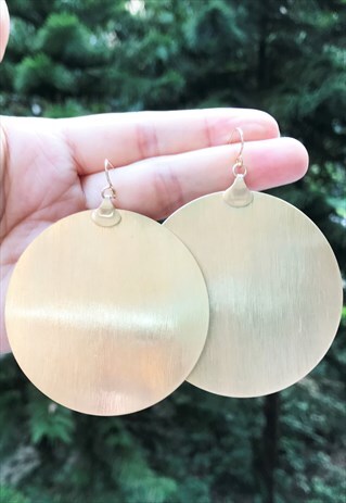 BRUSHED GOLD GEO EARRING