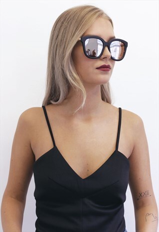 MATTE BLACK OVERSIZED SUNGLASSES