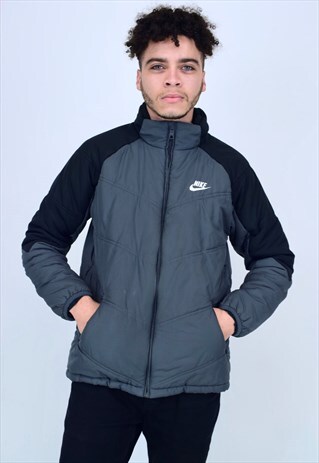 VINTAGE 90'S NIKE GREY & BLACK PUFFER JACKET